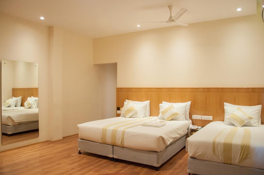 Vinnca Lrn Excellency Salem Room photo